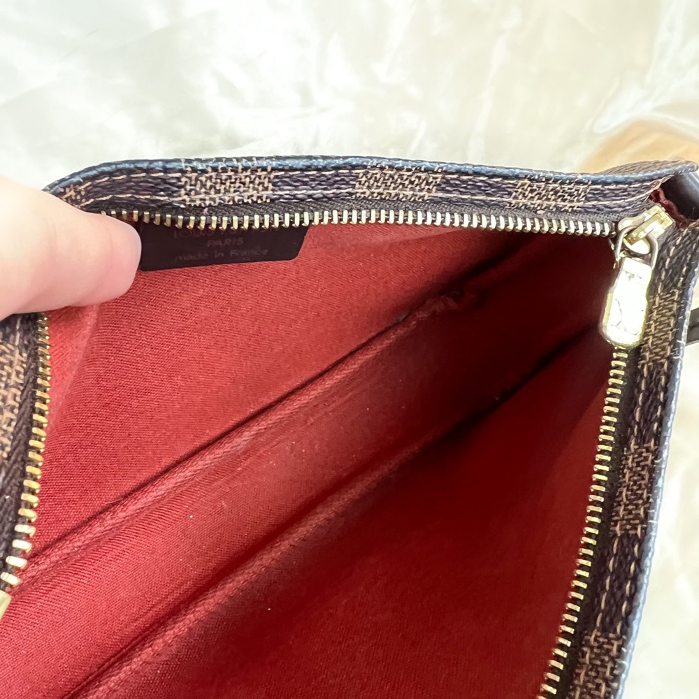 SOLD 🩷 Louis Vuitton Damier Navona Pochette Accessories - Picture 6 of 16